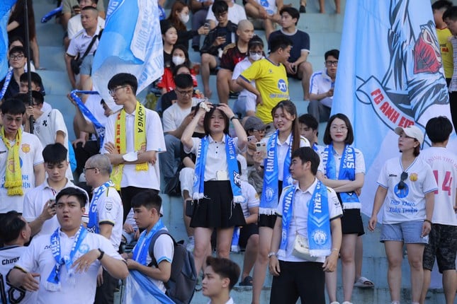En directo: Hanoi FC vs Nam Dinh Blue Steel 0-0 (H1): Hanoi contraataca peligrosamente (foto 21)
