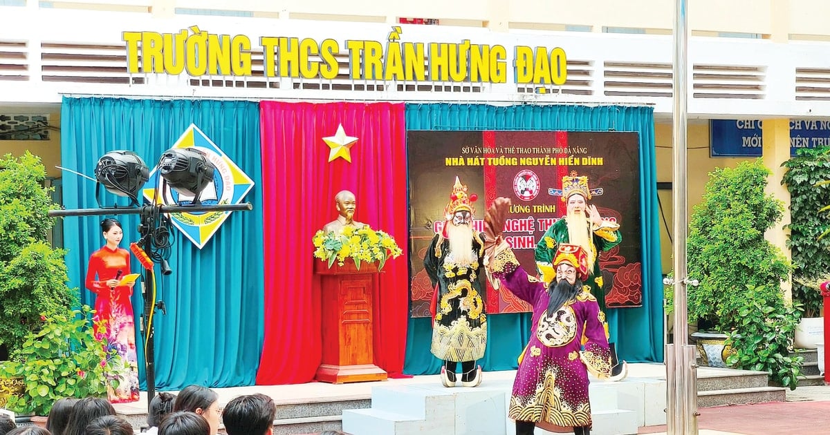 Gen Z រក្សាអណ្តាតភ្លើងនៃល្ខោនអូប៉េរ៉ា Quang Nam នៅរស់