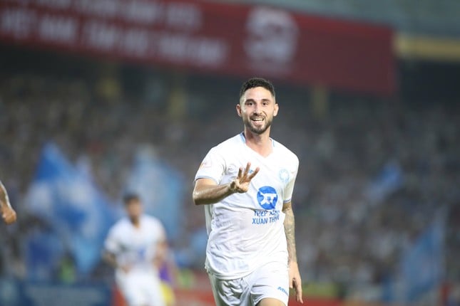 Trực tiếp Hà Nội FC vs Thép Xanh Nam Định 0-2 (H1): Nam Định gia tăng cách biệt ảnh 3