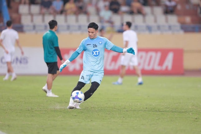 En directo: Hanoi FC vs Nam Dinh Blue Steel 0-0 (H1): Hanoi contraataca peligrosamente (foto 24)