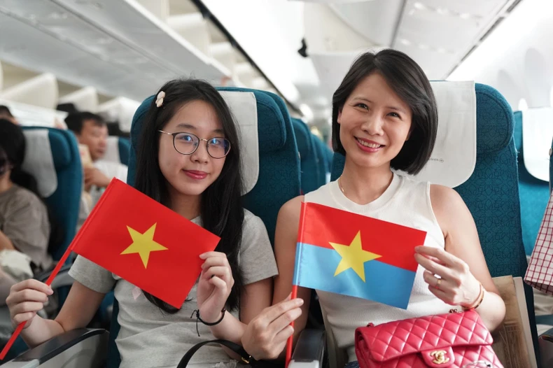 Cùng Vietnam Airlines cất cánh trong ngày Đại lễ dân tộc ảnh 3
