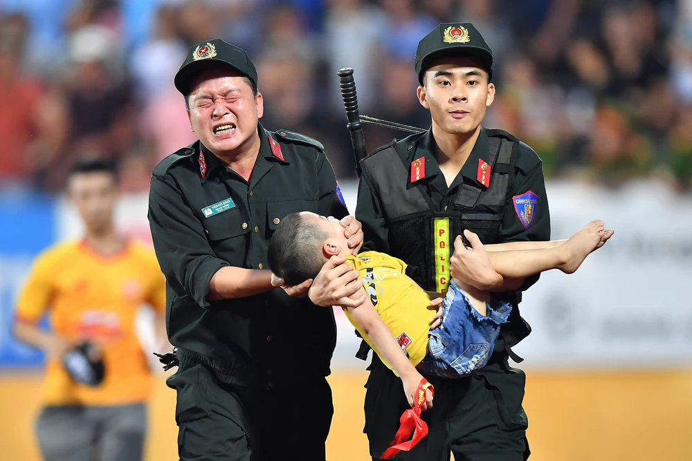 Nguyễn Tiến Anh Tuấn - Vì cuộc sống bình yên.jpeg