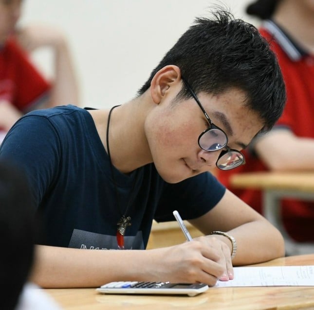 Giáo viên lưu ý dạng đề Toán liên hệ thực tiễn và những lỗi học sinh thi lớp 10 THPT thường mắc phải ảnh 1