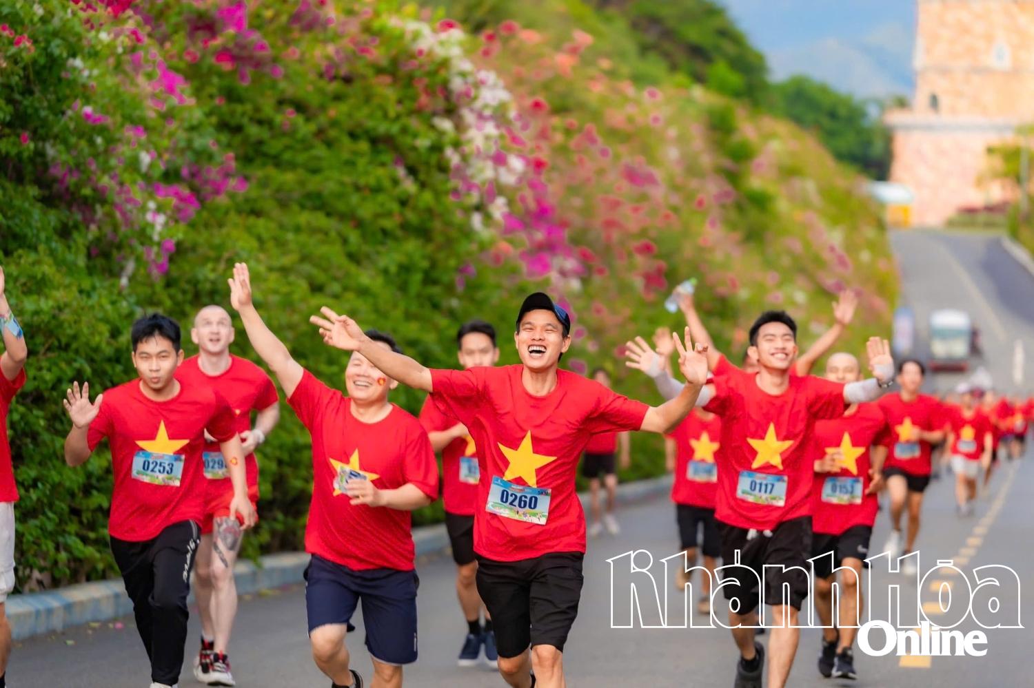 Friedenslauf bei Vinpearl Nha Trang (Insel Hon Tre)