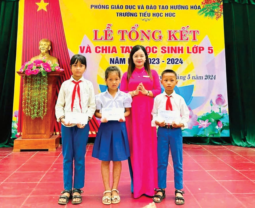 Những bông hoa đẹp trong phong trào thi đua yêu nước
