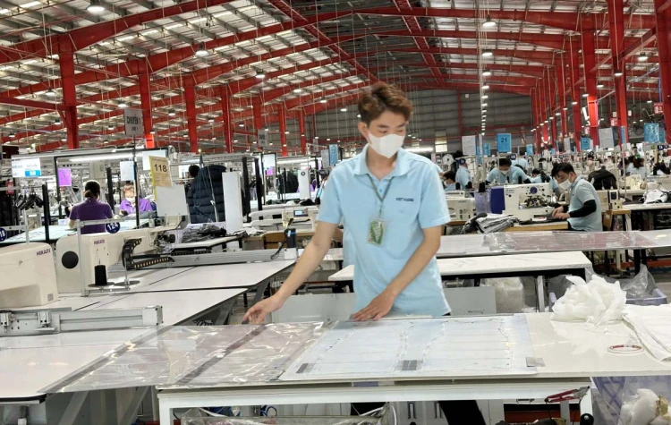 La situación socioeconómica de Ben Tre en los primeros 4 meses de 2025 es próspera y tiene un buen crecimiento.