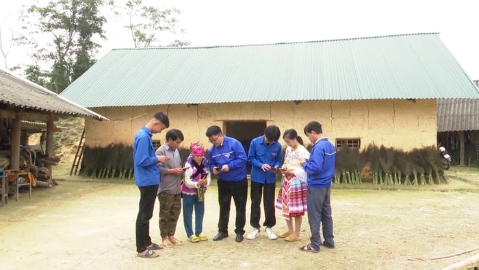 Tuyên Quang: Đoàn Thanh niên đẩy mạnh tuyên truyền xóa bỏ tảo hôn, hôn nhân cận huyết- Ảnh 1.