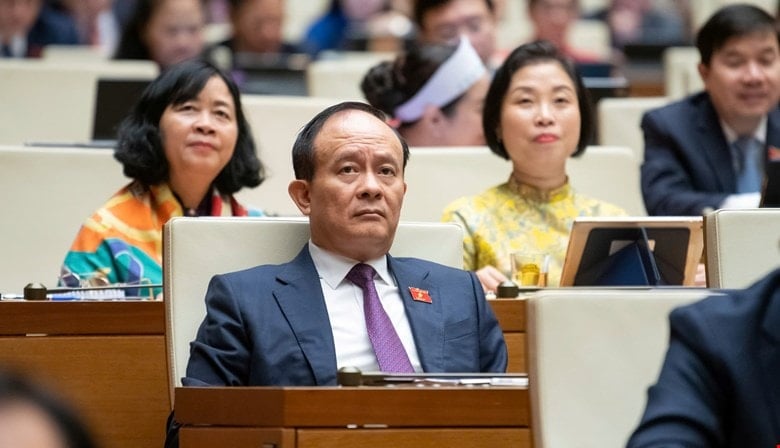 representative-1.jpg