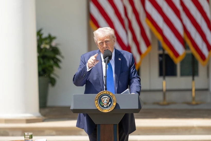 លោក Donald Trump បង្ហាញ​ពី​ចក្ខុវិស័យ​បន្ទាប់​ពី​កាន់​តំណែង​បាន 100 ថ្ងៃ។