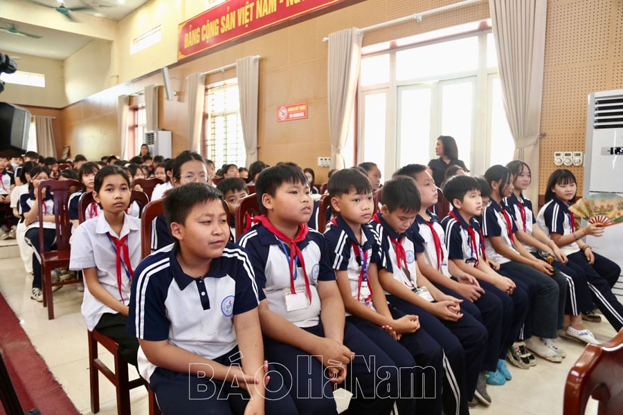 Hướng dẫn kỹ năng phòng tránh tai nạn thương tích cho học sinh Trường THCS Thanh Tuyền