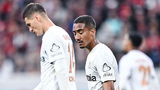 Leverkusen ដួល Harry Kane ទម្លាយ​បណ្តាសា​ជា​ផ្លូវ​ការ​ក្នុង​រូប​អាវ Bayern