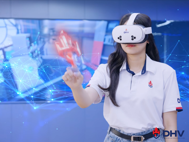 Mô hình đại học thông minh - Đổi mới sáng tạo của Trường ĐH Hùng Vương TP.HCM- Ảnh 1.