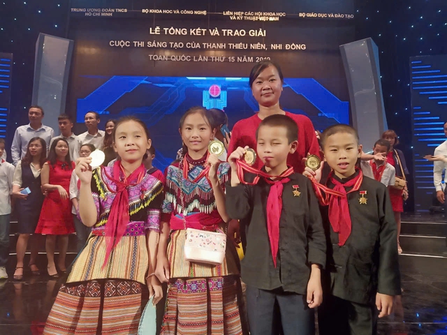 Gieo mầm tài năng nơi cao nguyên đá - Ảnh 1.