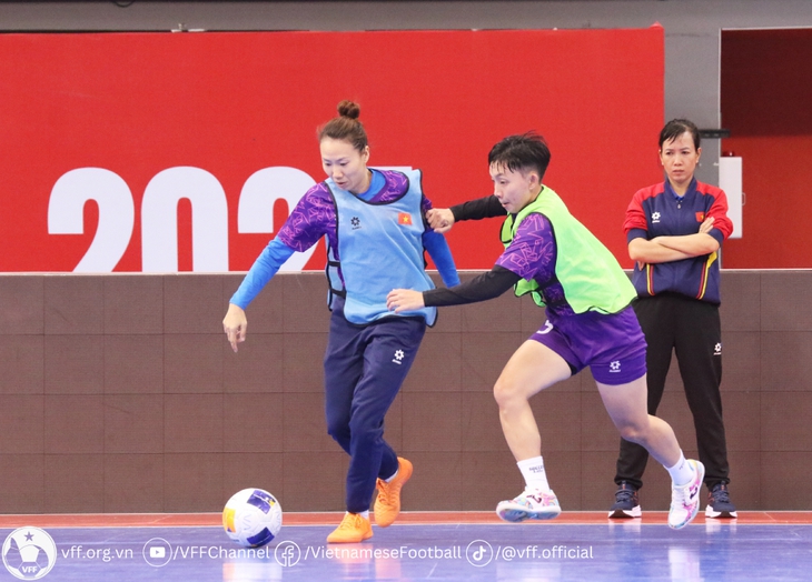 Xem tuyển futsal nữ Việt Nam chinh phục vé World Cup - Ảnh 2.