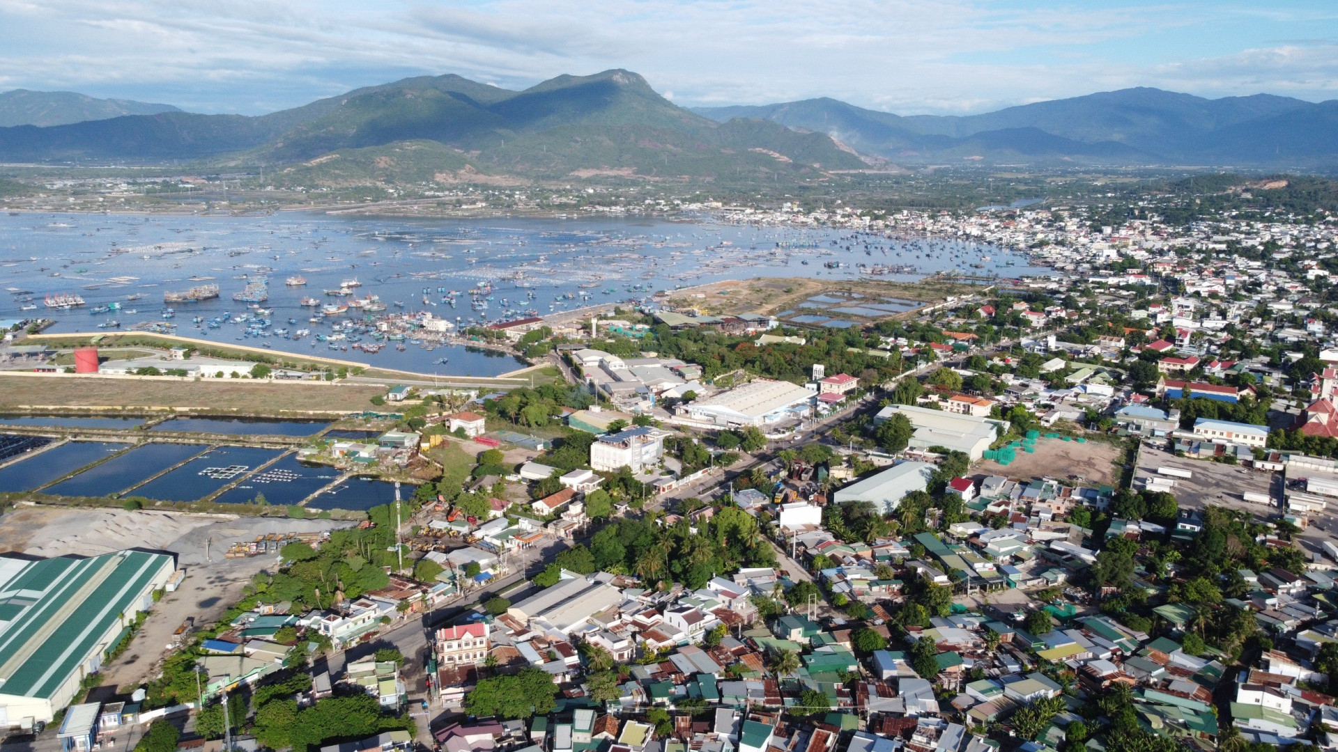 TP. Cam Ranh, tỉnh Khánh Hoà đang là địa phương hút giới đầu tư bất động sản hiện nay. 