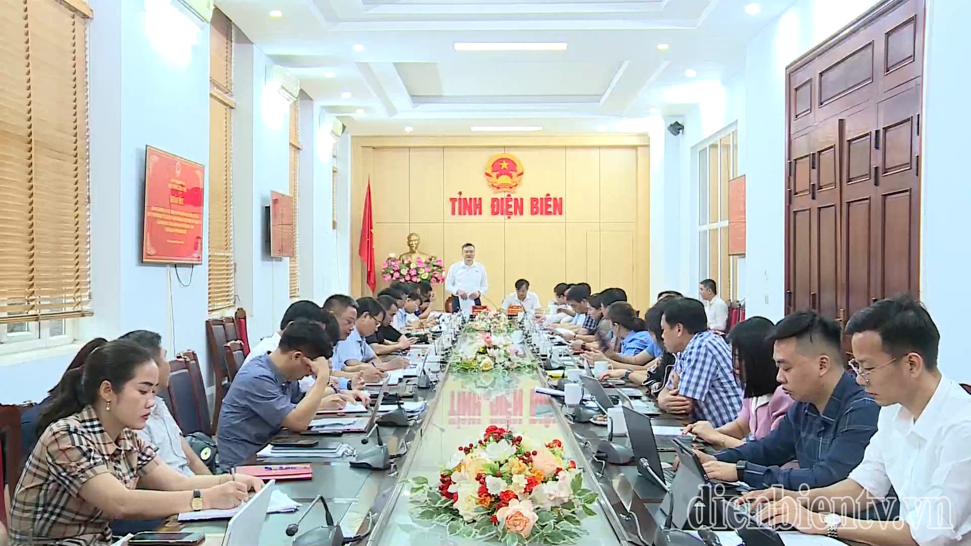 Đoàn khảo sát của Hội đồng Dân tộc Quốc hội làm việc với tỉnh Điện Biên