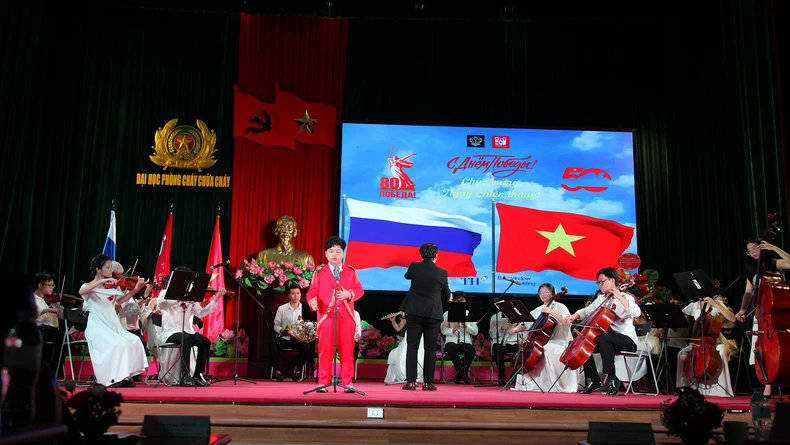 Hòa nhạc kỷ niệm chiến thắng phát xít ảnh 2