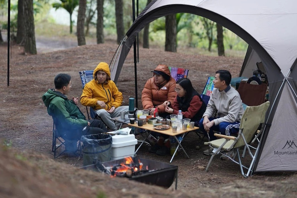 Hà Nội: 5 khu cắm trại rộng rãi, phù hợp để đưa nhau đi trốn dịp 30/4 - 4