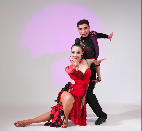 Cặp đôi dancesport Việt Nam lọt top 30 xuất sắc nhất thế giới lứa tuổi trung niên- Ảnh 6.