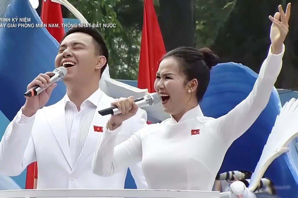 Clip Võ Hạ Trâm hát bản hit 4 tỷ lượt xem trong quá khứ gây sốt trở lại - 2