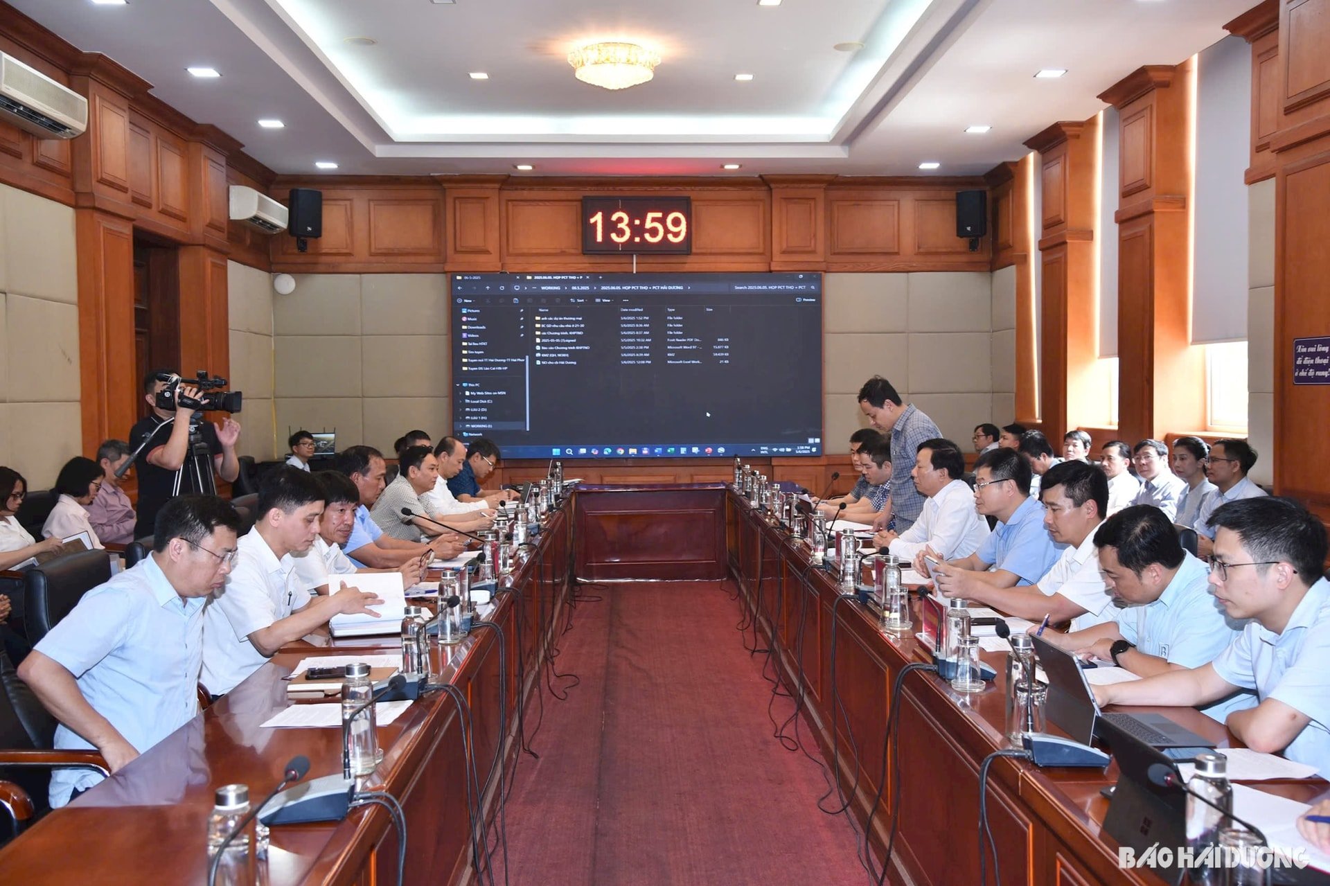 ubnd-hai-tinh.jpg