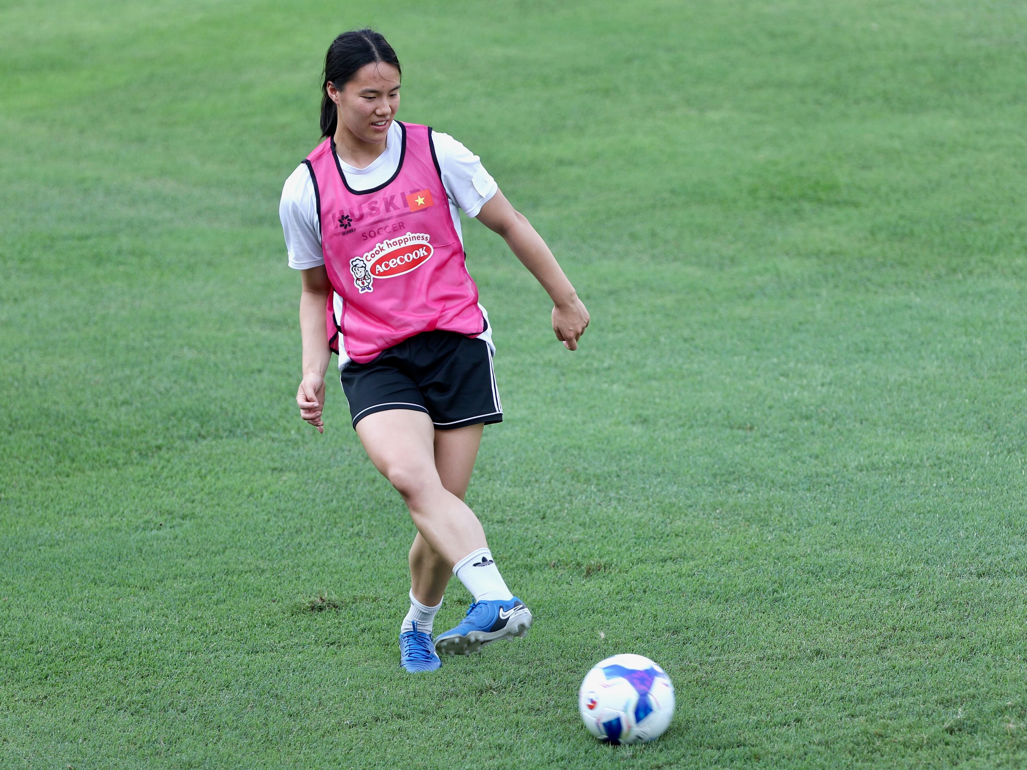 nguyen hoang nam mi anh 6