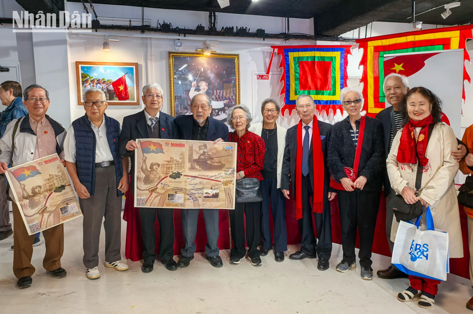 [Foto] Auslandsvietnamesen in Frankreich und die Reise des Patriotismus Foto 13