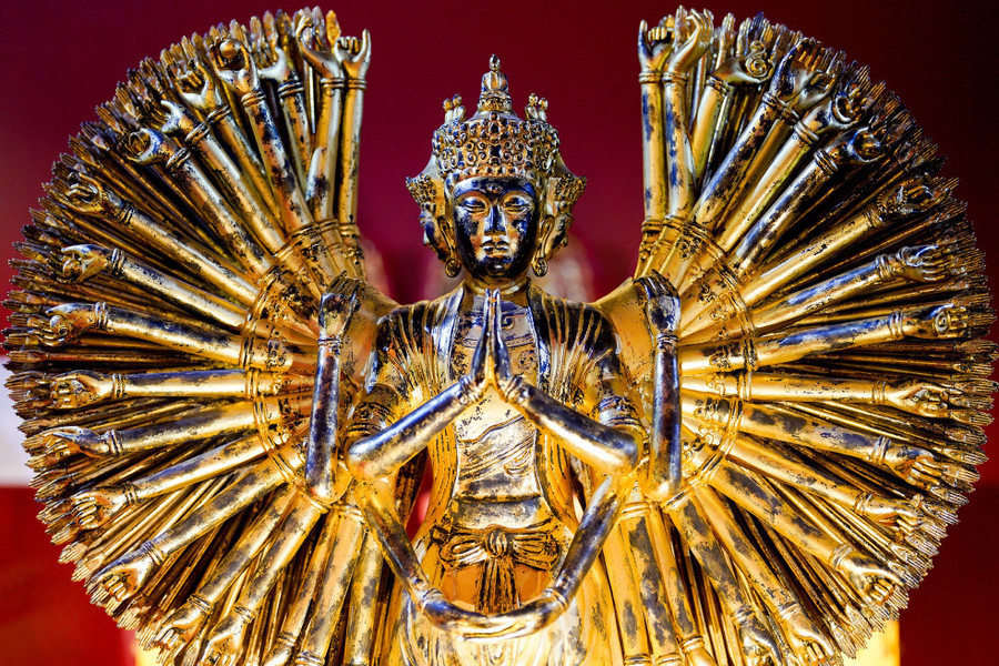 Tượng Thiên Thủ Thiên Nhãn Quán Thế Âm Bồ Tát chùa Báo Ân thuộc thế kỷ thứ 19.