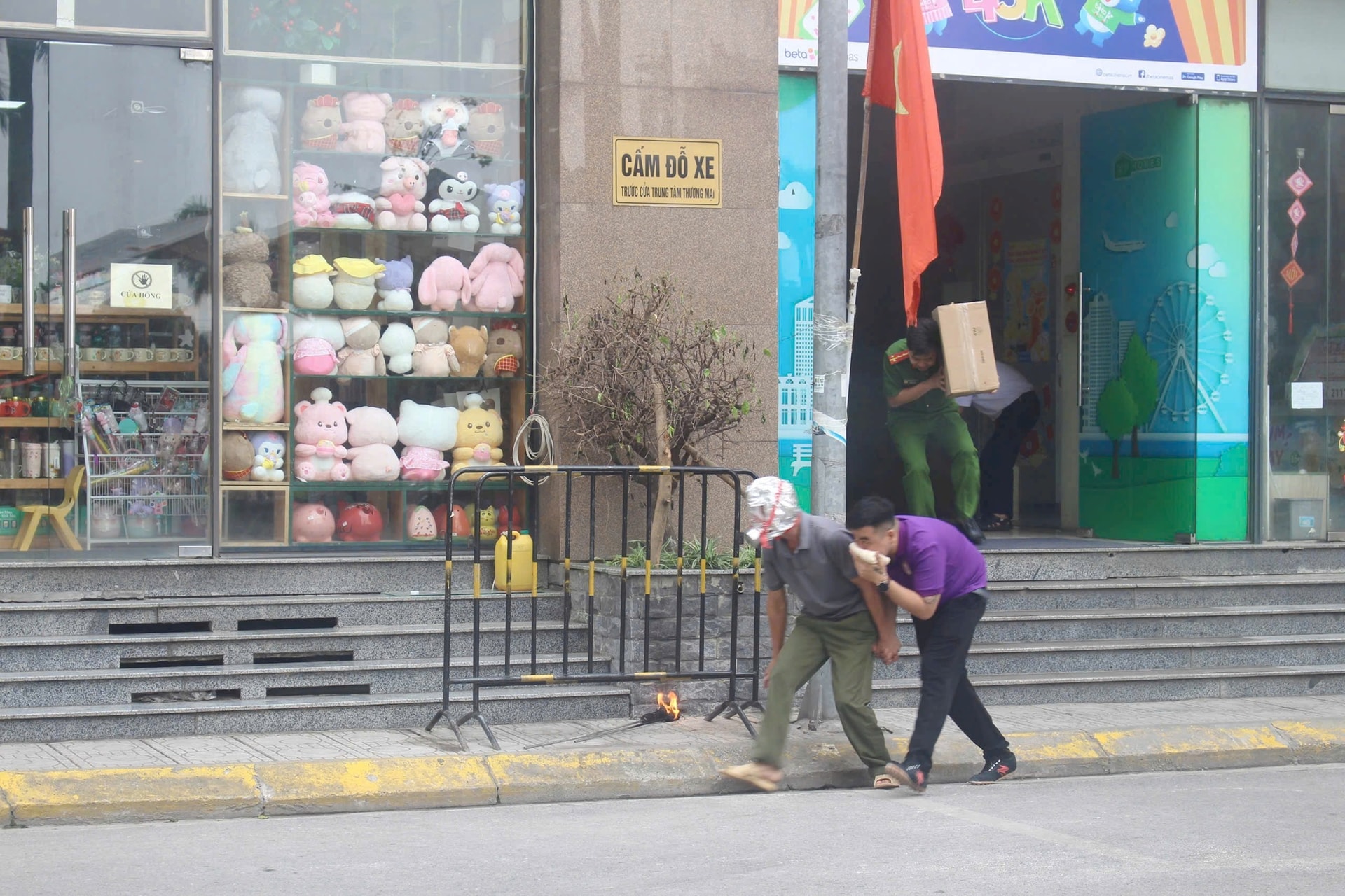 lucha-contra-incendios-2-dan-phuong.jpeg
