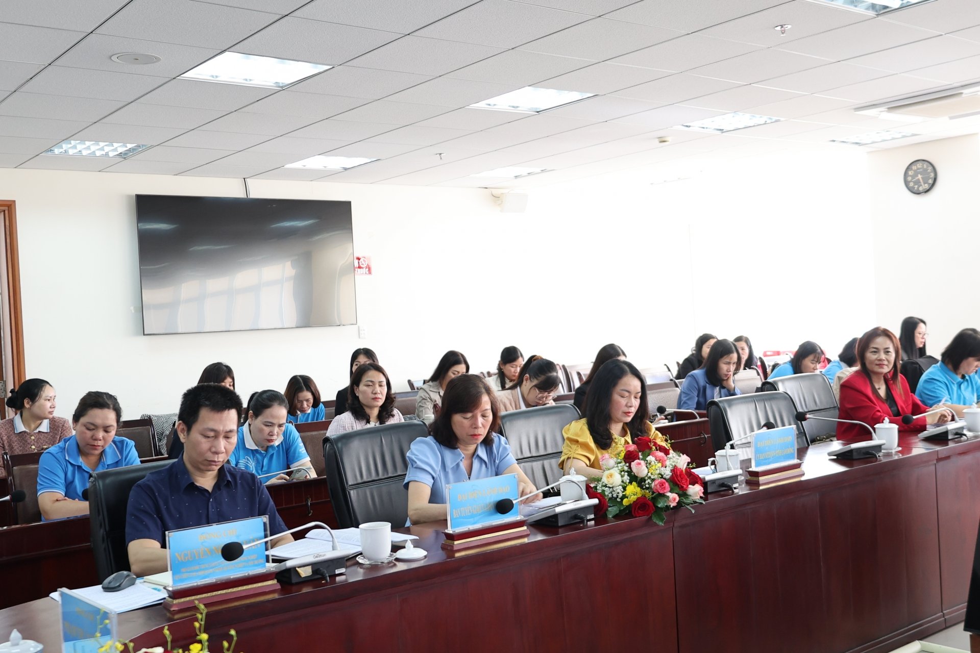  Bộ Nông nghiệp và Môi trường; đại diện lãnh đạo các sở, ban, ngành, Ủy ban MTTQ Việt Nam tỉnh Lâm Đồng;