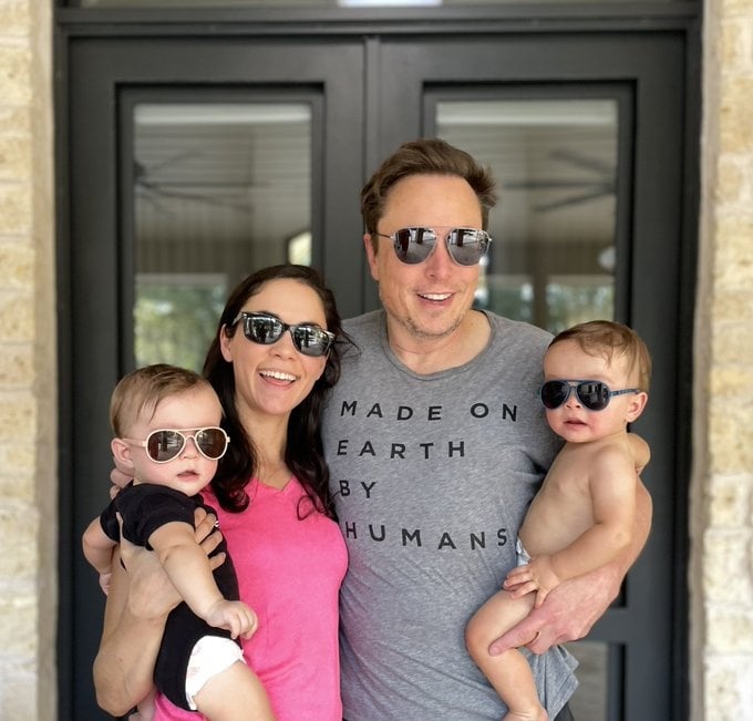 Hang xom Elon Musk anh 4
