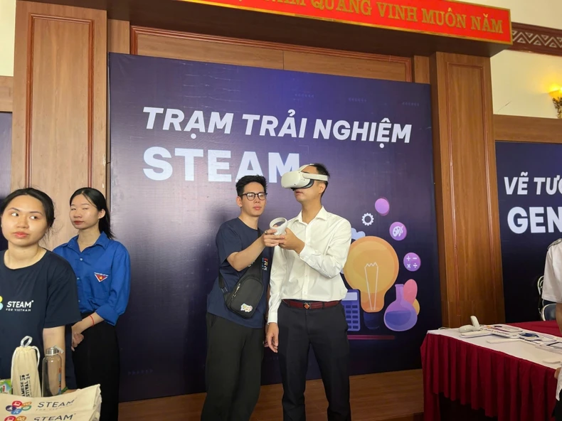 Điện Biên: Sôi động “Ngày hội AI” ảnh 8