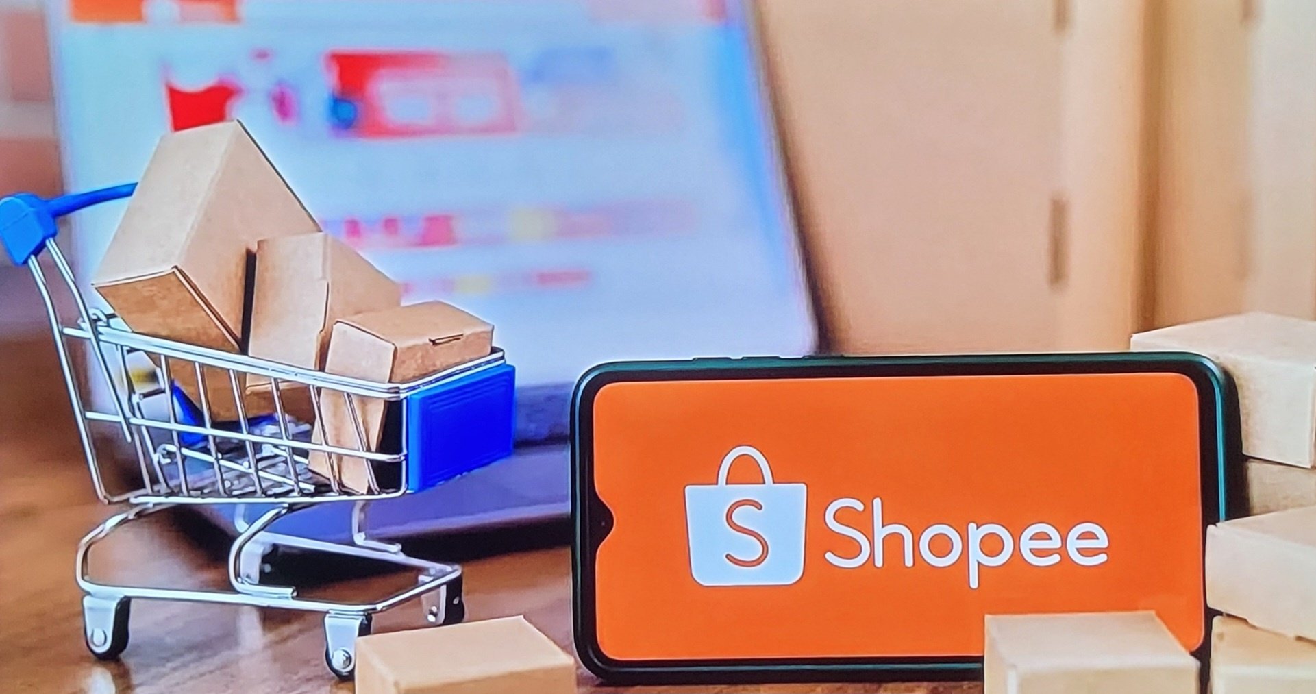 Một số người bán hàng cũng lo ngại việc kê khai thuế phức tạp hoặc bị áp mức thuế chưa phù hợp