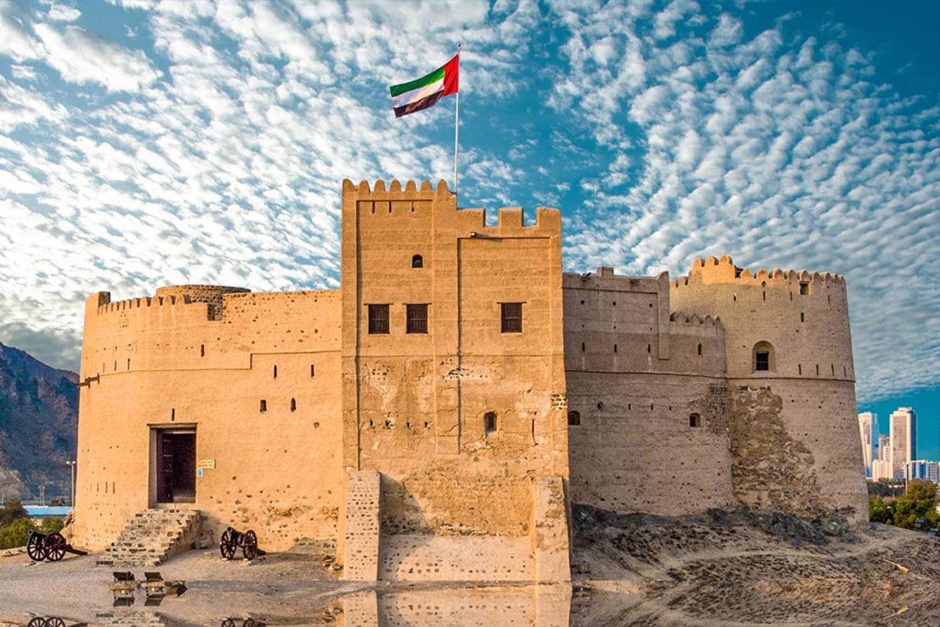 dia-diem-du-lich-fujairah-mua-he-2.png