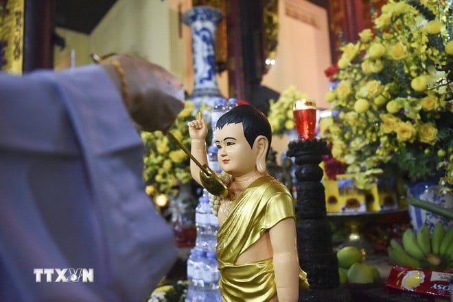 Đại lễ Vesak 2025: Giới thiệu chuỗi tour du lịch tâm linh đặc sắc đến du khách - Ảnh 2.