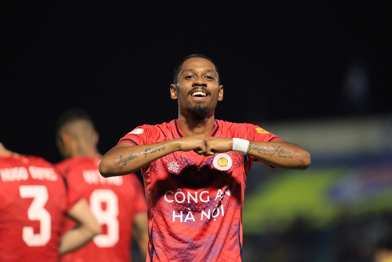 Cao Pendant Quang Vinh: 'Tôi muốn dự World Cup cùng đội tuyển Việt Nam'- Ảnh 6.