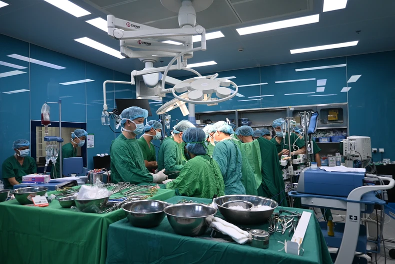 "Tỉnh dậy sau ghép phổi, tôi reo lên: Mình đã sống rồi" ảnh 3