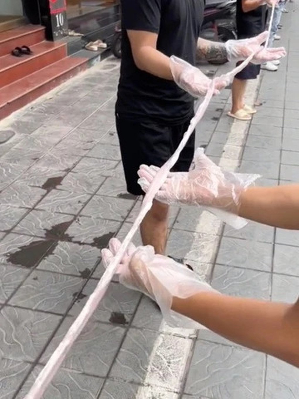Formol là chất độc, nếu dùng để tạo lòng se điếu có thể gây ung thư - 1
