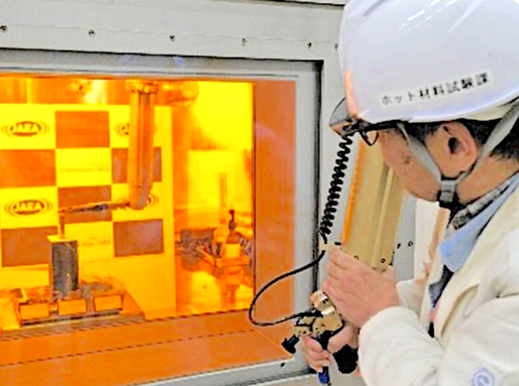 Nhật Bản tạo ra pin có thể hoạt động 100 năm ngoài không gian - Ảnh 1.