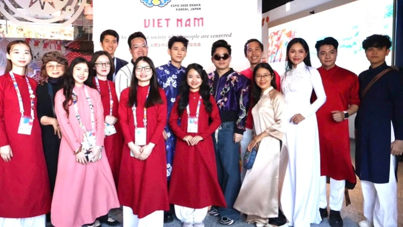 Vietnamese artist 