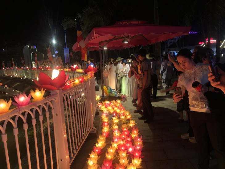 hoa đăng - Ảnh 7.
