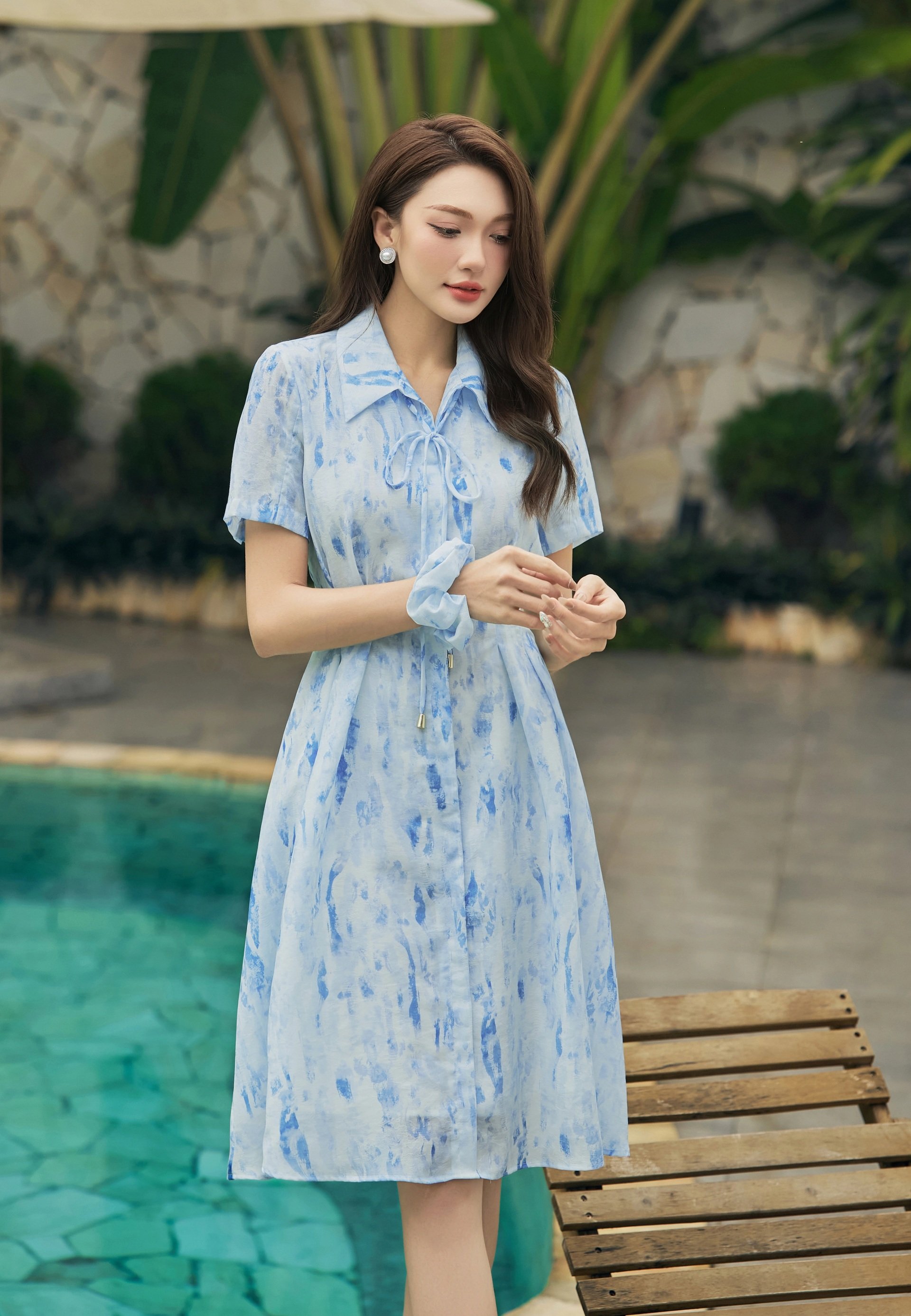 Phái đẹp nên diện váy áo màu gì vào mùa hè? - 1