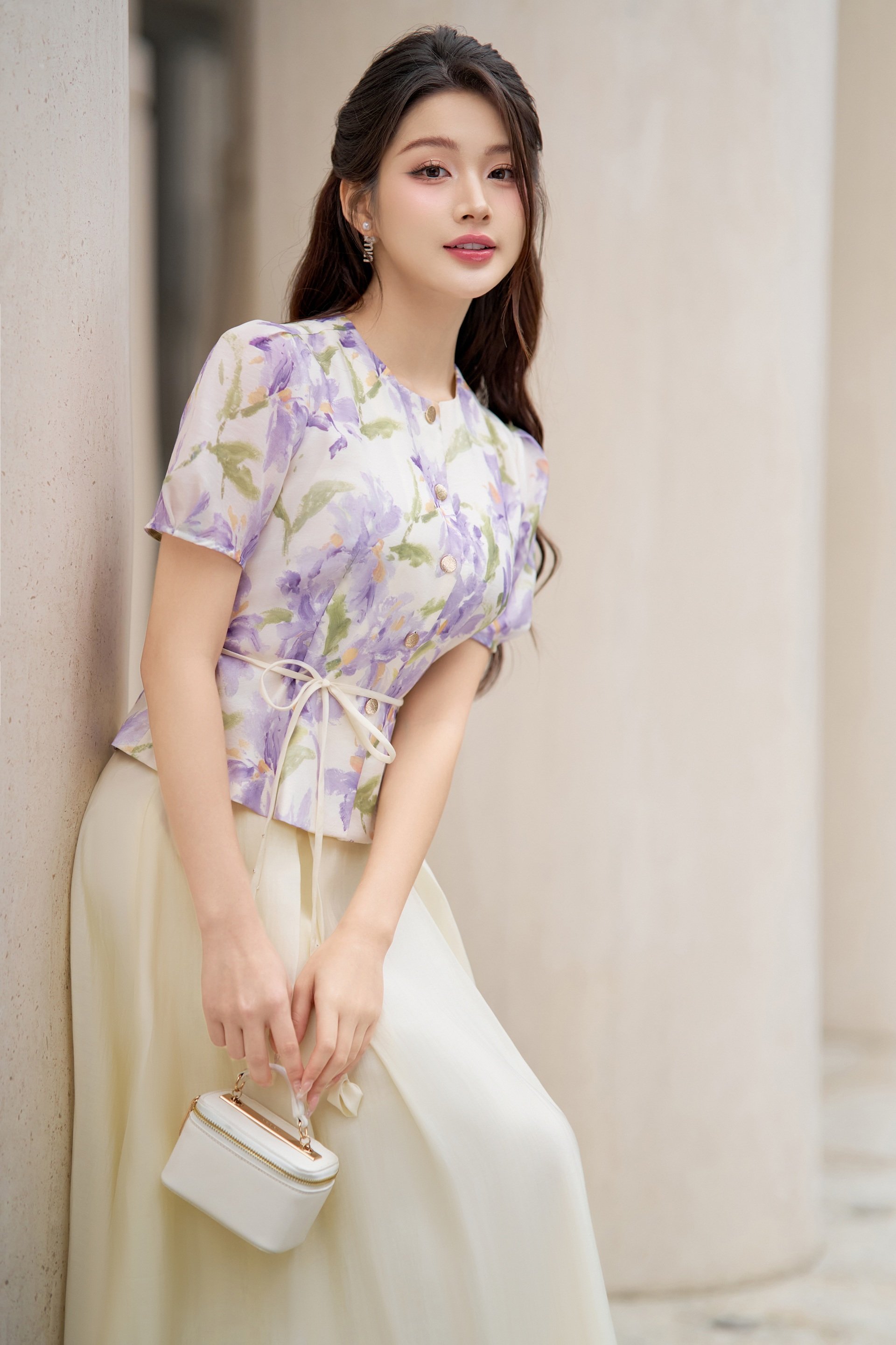 Phái đẹp nên diện váy áo màu gì vào mùa hè? - 5