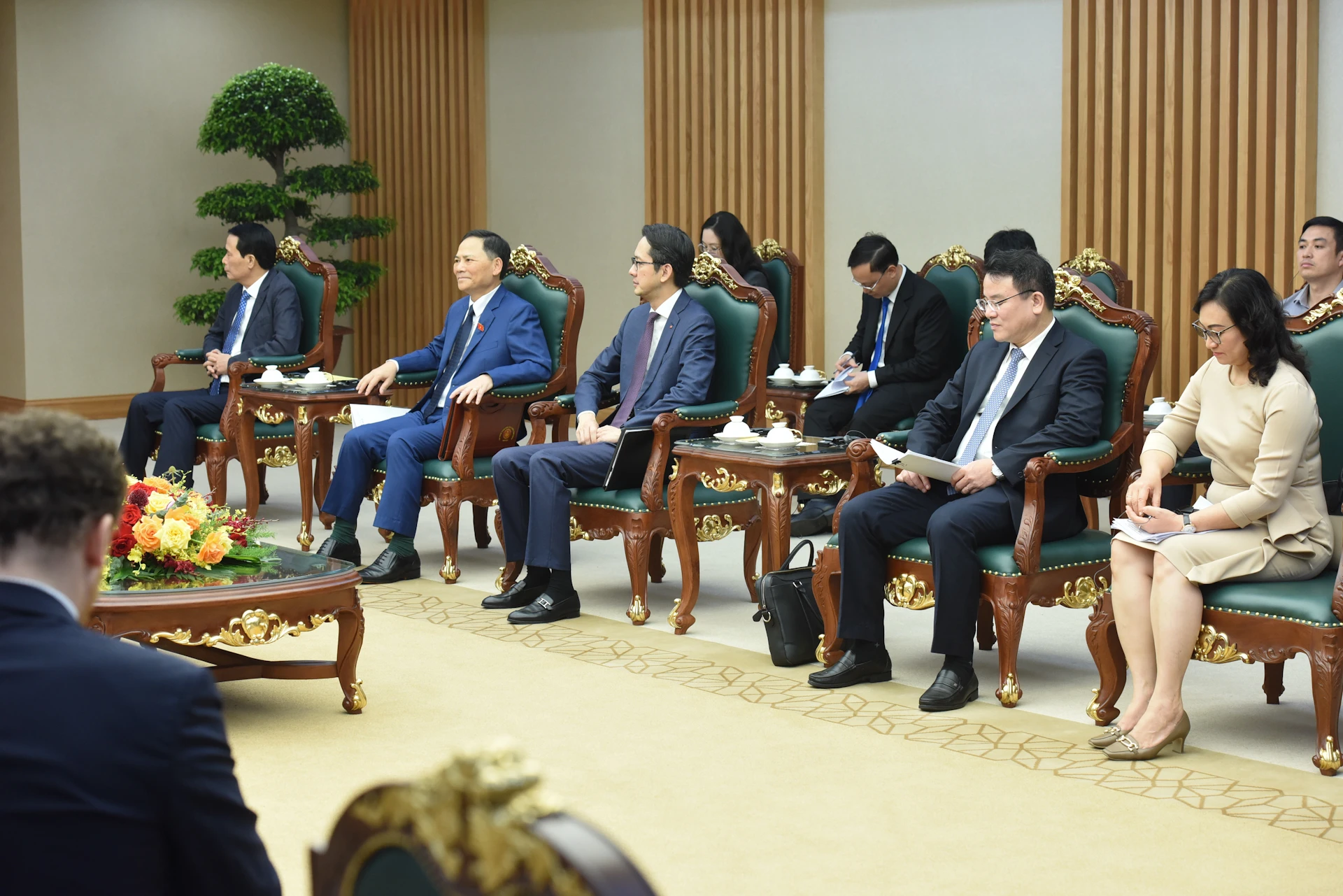 [Ảnh] Thủ tướng Phạm Minh Chính phủ tiếp đoàn Ủy ban Đánh giá kinh tế và an ninh Hoa Kỳ-Trung Quốc của Quốc hội Hoa Kỳ ảnh 3