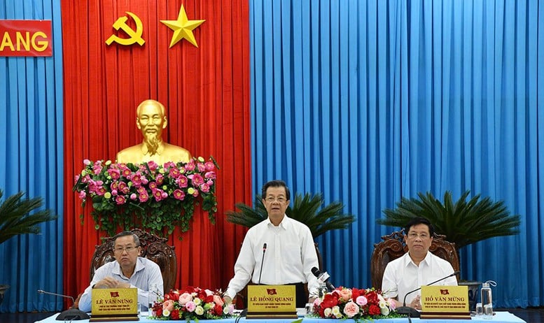 Bảo đảm tiến độ, chất lượng, môi trường, chi phí trong thi công cao tốc Châu Đốc - Cần Thơ - Sóc Trăng- Ảnh 1.