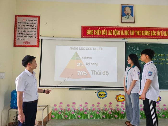 "Chúng tôi không dạy để kiểm soát, mà dạy để các em hiểu"- Ảnh 1.
