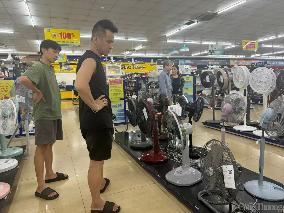 Mới đầu hè, sản phẩm làm mát đã ‘chiếm sóng’ thị trường