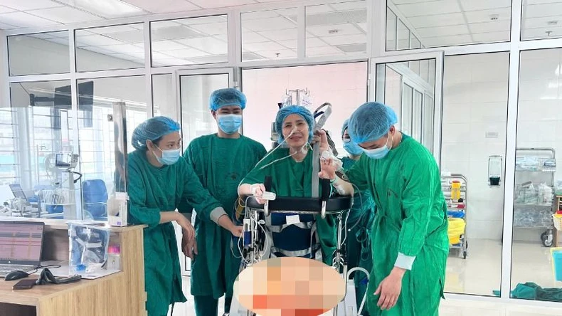 "Tỉnh dậy sau ghép phổi, tôi reo lên: Mình đã sống rồi" ảnh 1