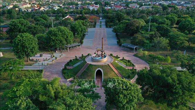 Quảng Trị: Phát triển du lịch bền vững từ 'Ký ức chiến tranh - Khát vọng hòa bình' - Ảnh 1.