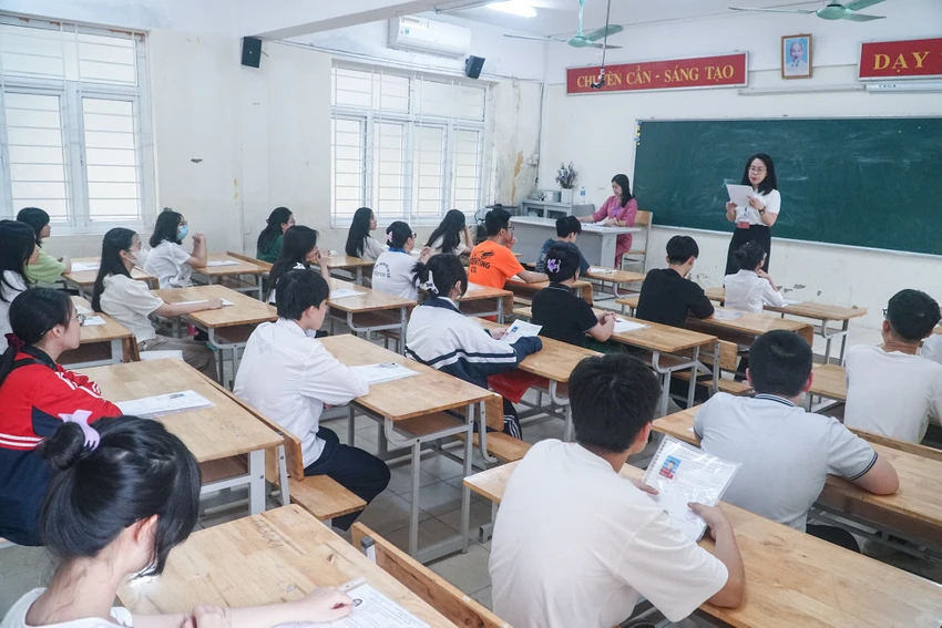 Thống nhất chủ trương dạy 2 buổi/ngày không thu phí từ năm học 2025-2026